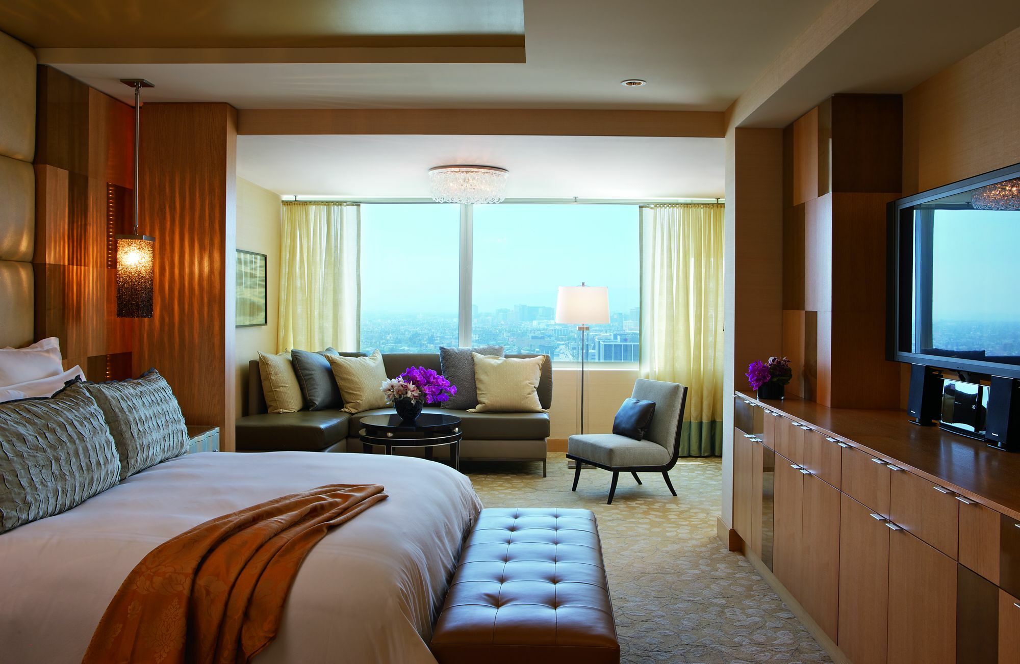 The Ritz-carlton, Angeles L.a. Live 5*